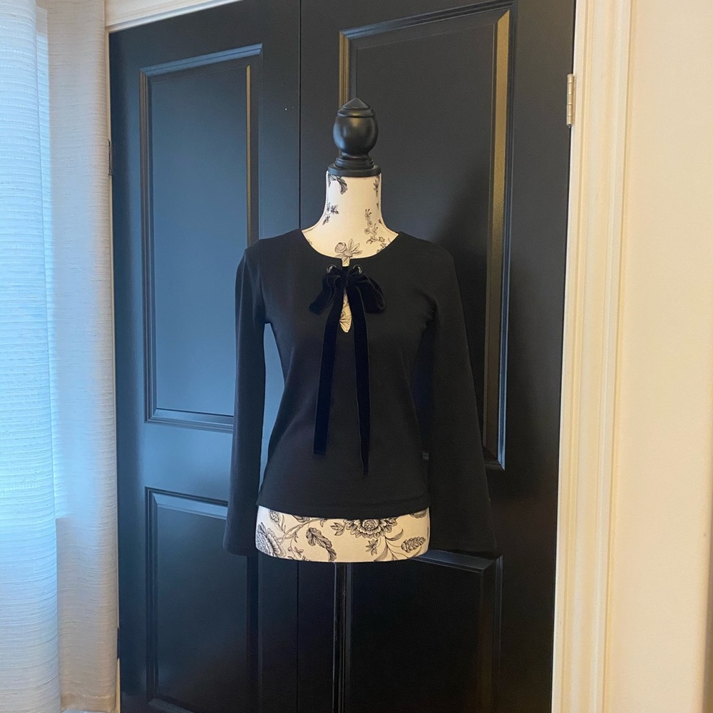 J Crew bell sleeve velvet ribbon top - size XXS